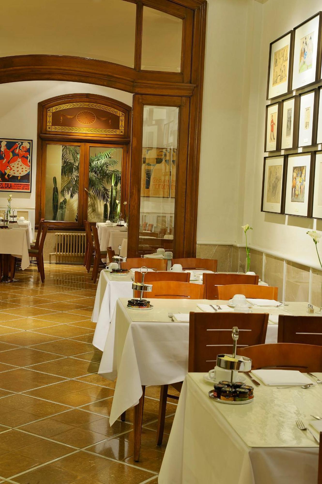 Hotel Astoria