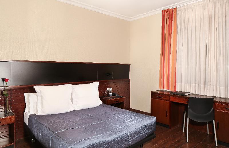 Astoria Hotel 3*
